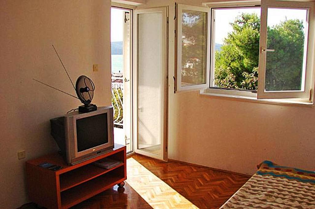 Ljiljana Apartment Okrug Gornji Szoba fotó